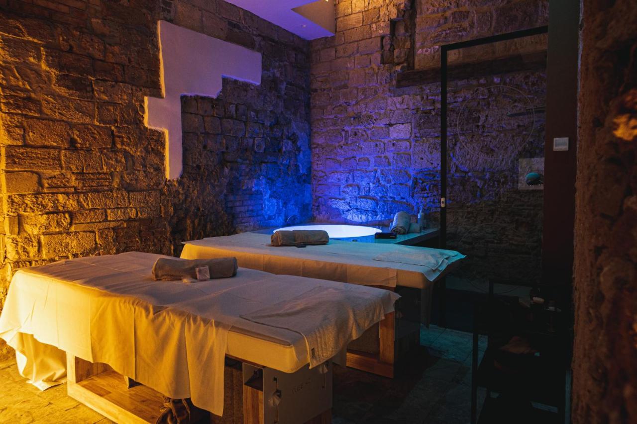 PALAZZO SANTAMARINA Luxury Suite&Spa Palerme Extérieur photo