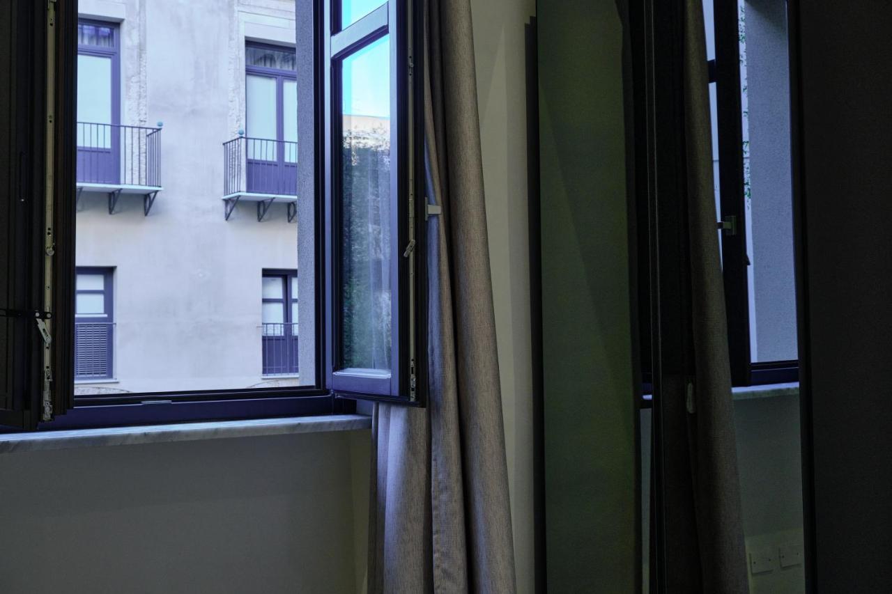 PALAZZO SANTAMARINA Luxury Suite&Spa Palerme Extérieur photo